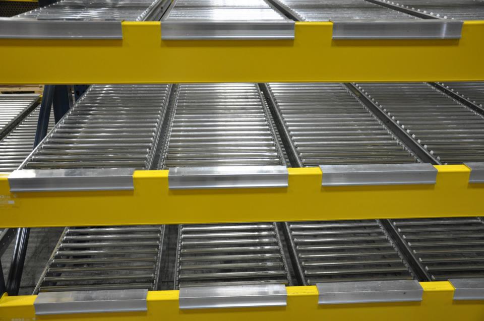 Carton Flow Rack storage system for Laredo warehouses